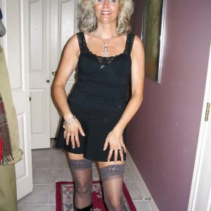 Clara - rencontre-Cougar-Dijon