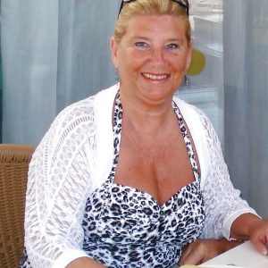 Fleur - rencontre-Cougar-Troyes