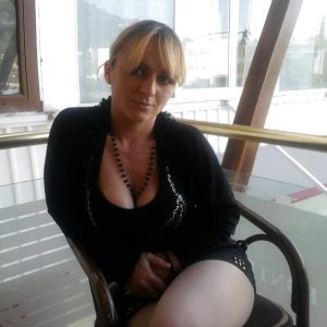 Elodie - rencontre-Milf-Troyes