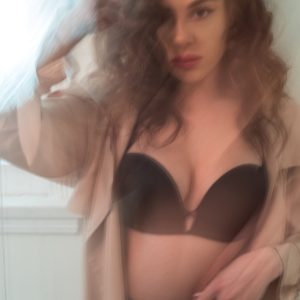 Camille - rencontre-Milf-Toulon
